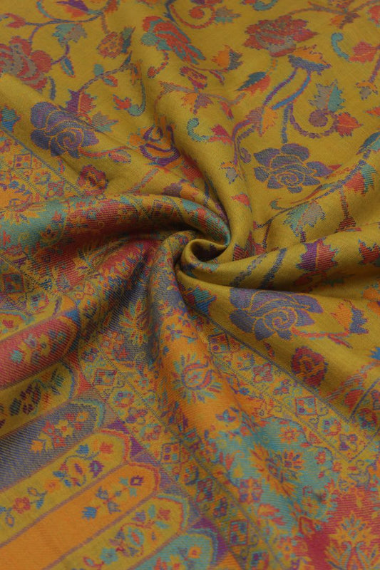 The Timeless Grace Of Bannuci's Pashmina shawls
