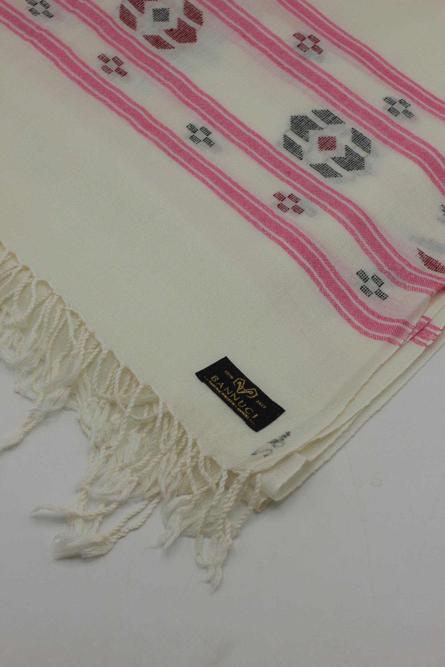 PREMIUM QUALITY OFF WHITE MULTI COLOR WOOLEN SHAWL FOR WOMEN