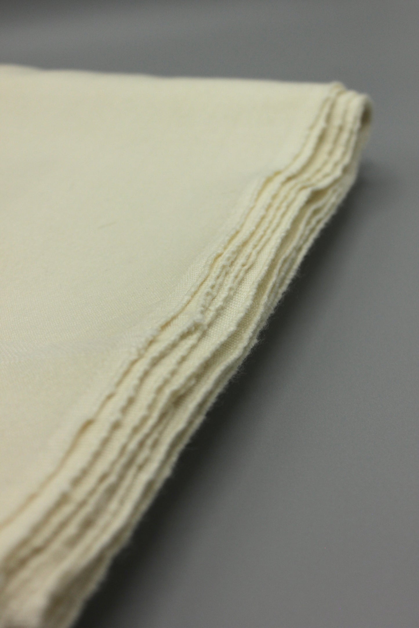 Premium Quality Off White Border Pure Woolen Shawl By Bannuci
