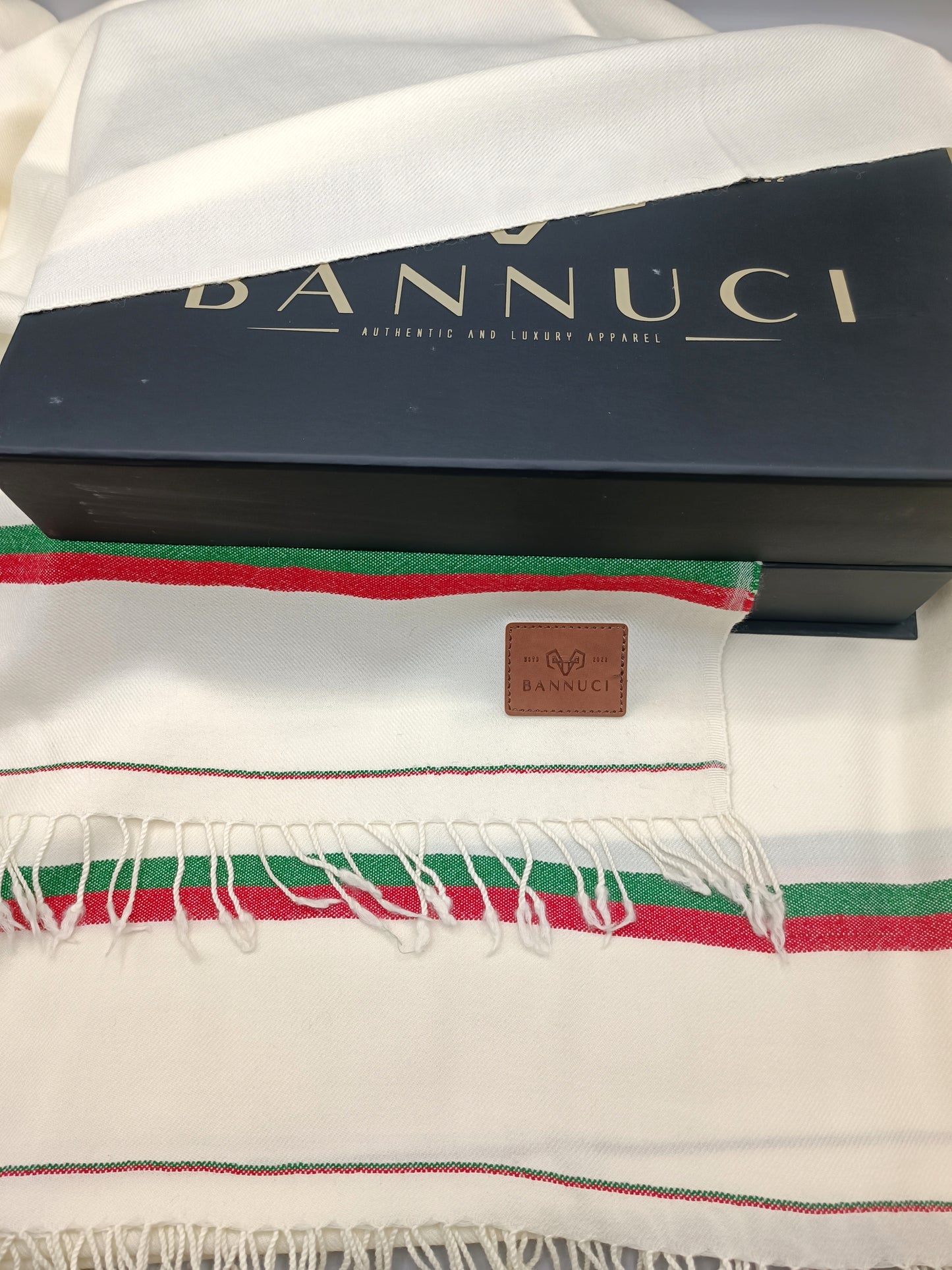 Premium Quality Double Fiber PTI Striped Off White Pure Woolen Shawl