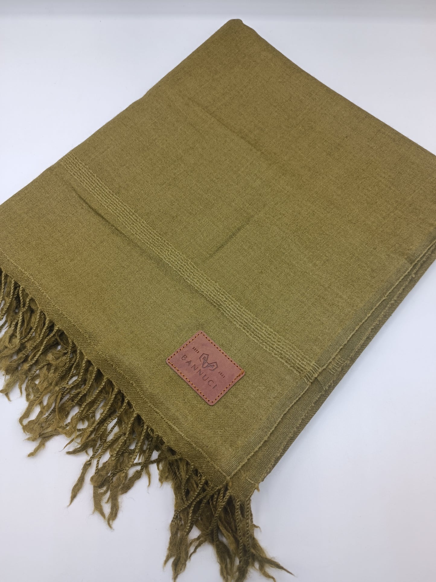 Premium Quality  Dubble fiber Hena plain Pure Woolen Shawl