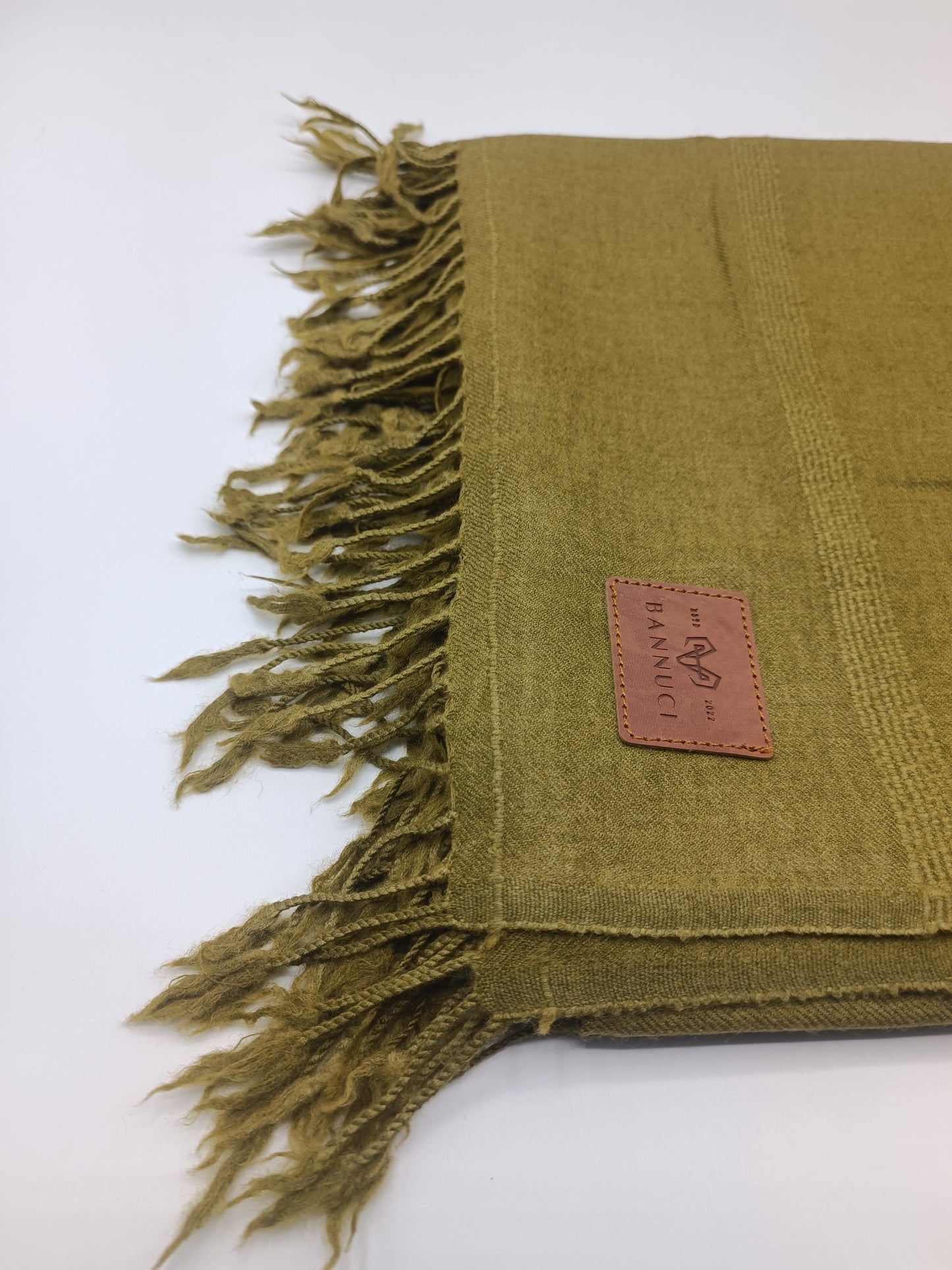 Premium Quality  Dubble fiber Hena plain Pure Woolen Shawl