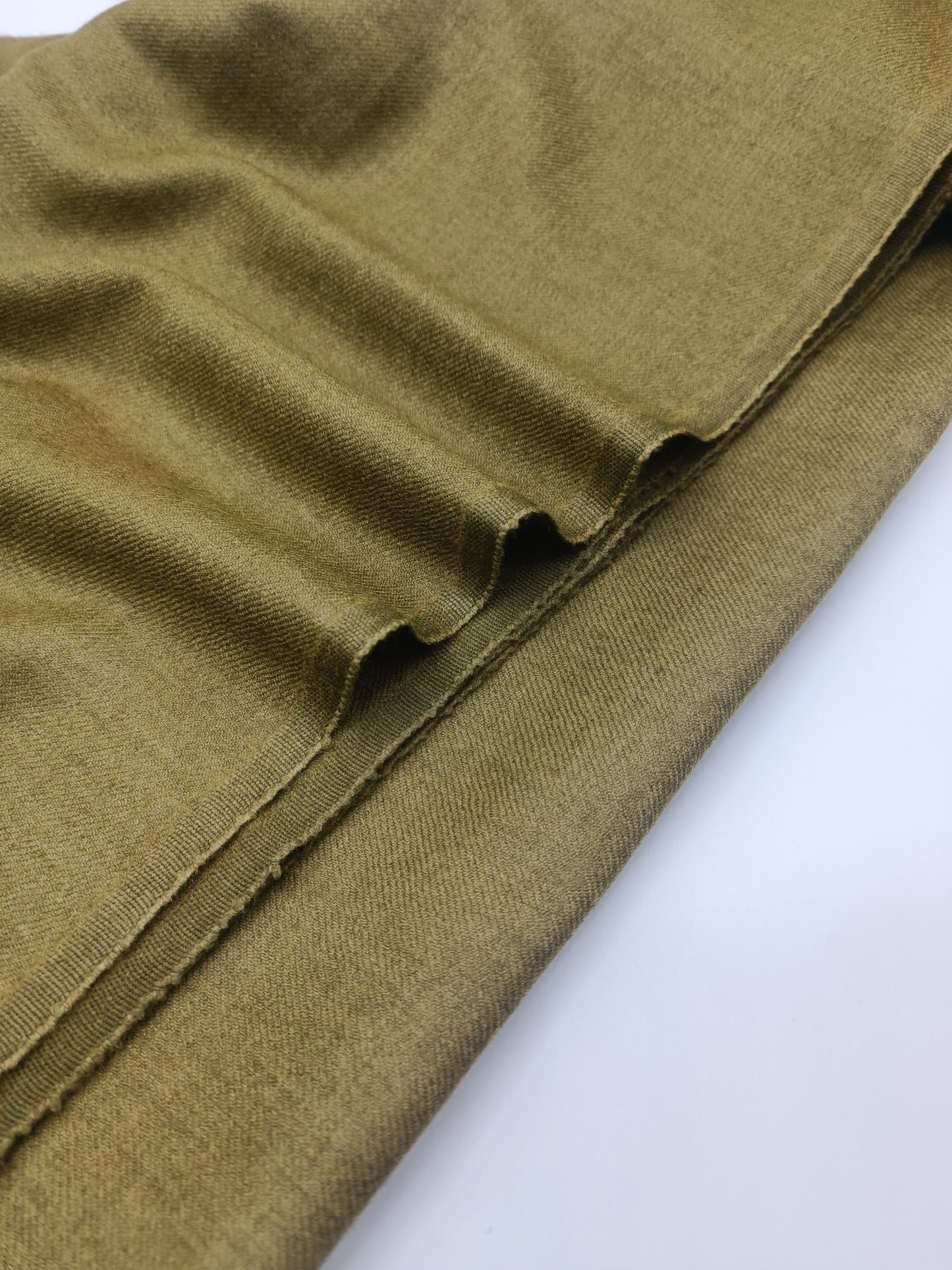 Premium Quality  Dubble fiber Hena plain Pure Woolen Shawl