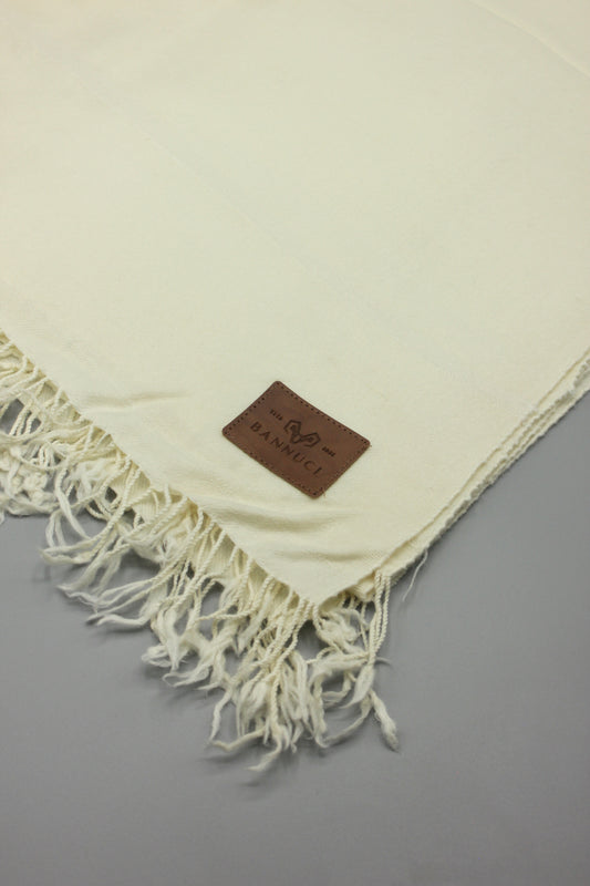 Premium Quality Off White Border Pure Woolen Shawl By Bannuci